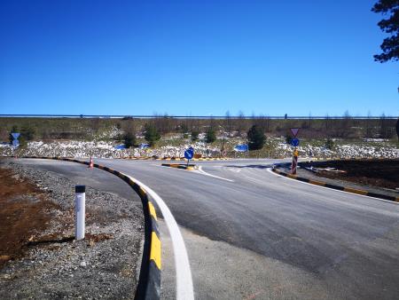 V Klanec skozi novo krožišče 1